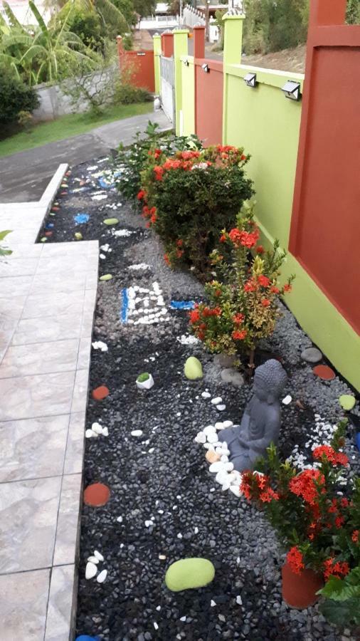 Вилла La Casa Binecha Avec Jacuzzi Baillif Экстерьер фото